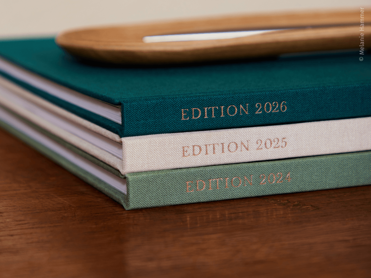 Fabric Photo Books - Foil Stamped Title
