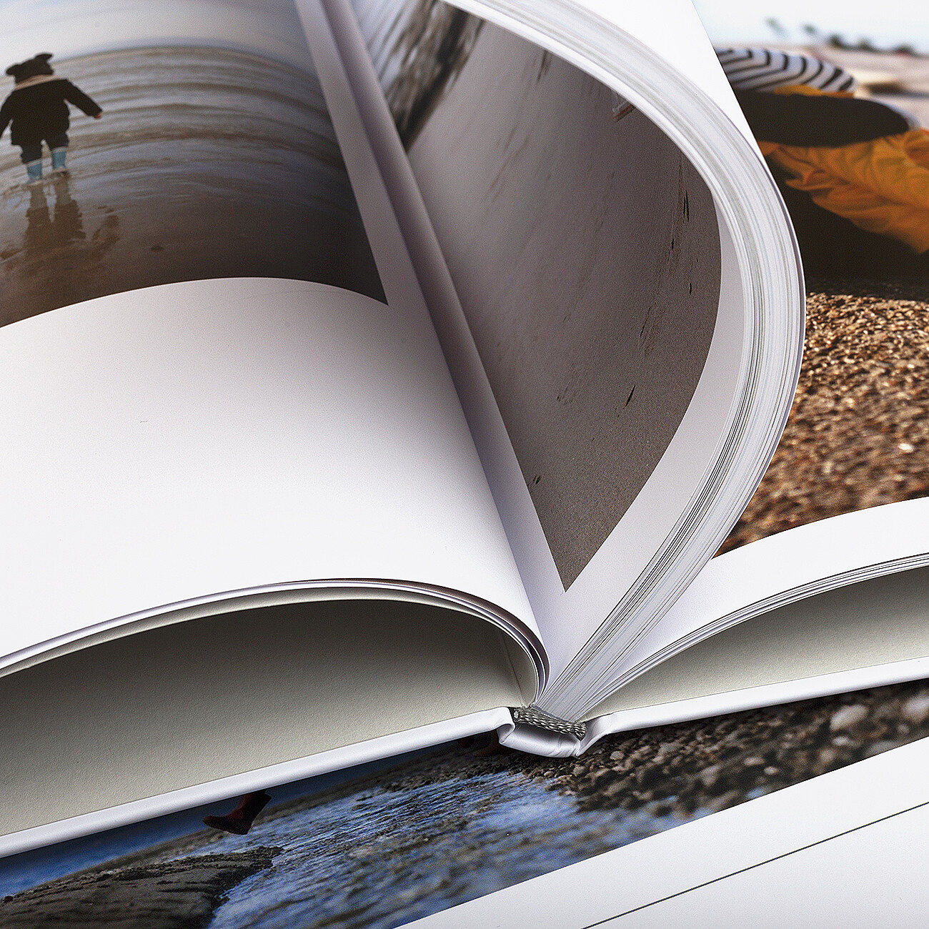 printed-hardcover-photo-books-photo-albums-rosemood